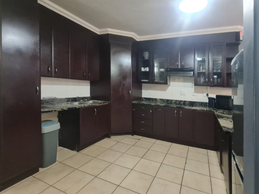 To Let 3 Bedroom Property for Rent in Schoemansville North West